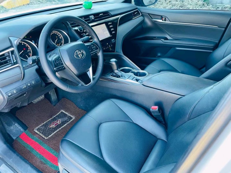 徐州18年丰田凯美瑞5