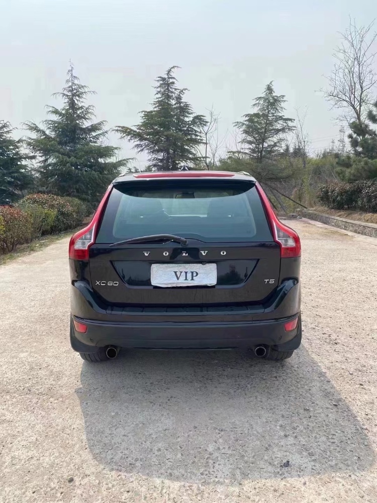 青岛12年沃尔沃XC607