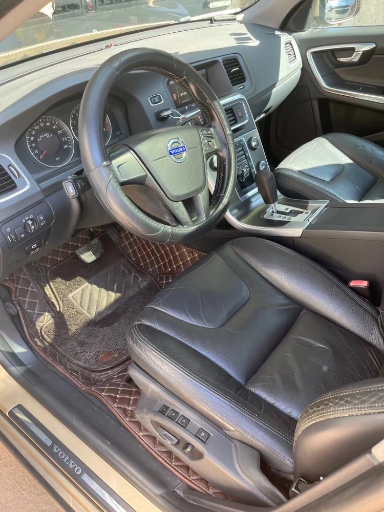 潍坊12年沃尔沃S60L6