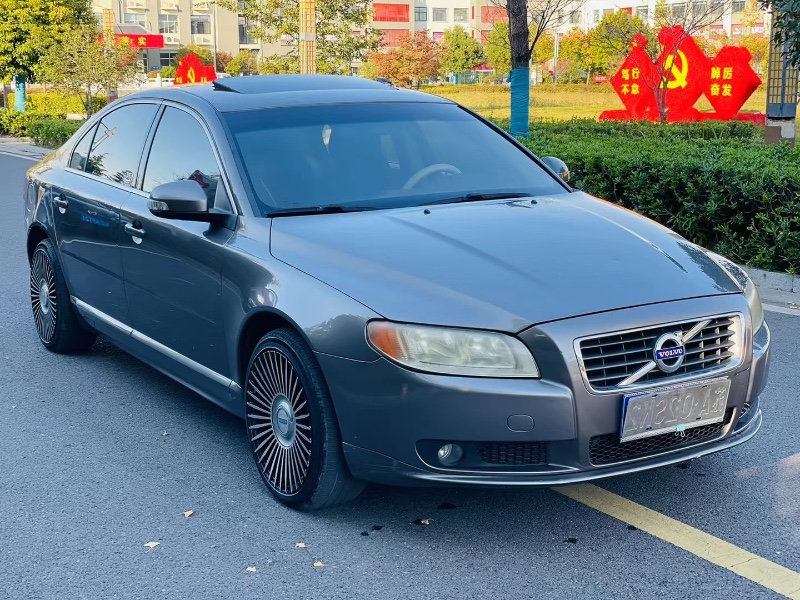 徐州11年沃尔沃S80L3