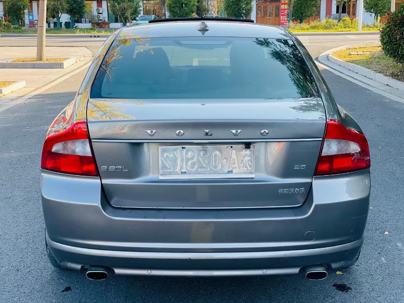 徐州11年沃尔沃S80L4