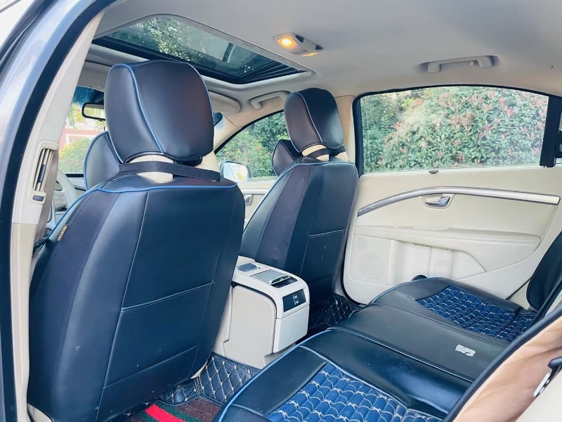 徐州11年沃尔沃S80L9