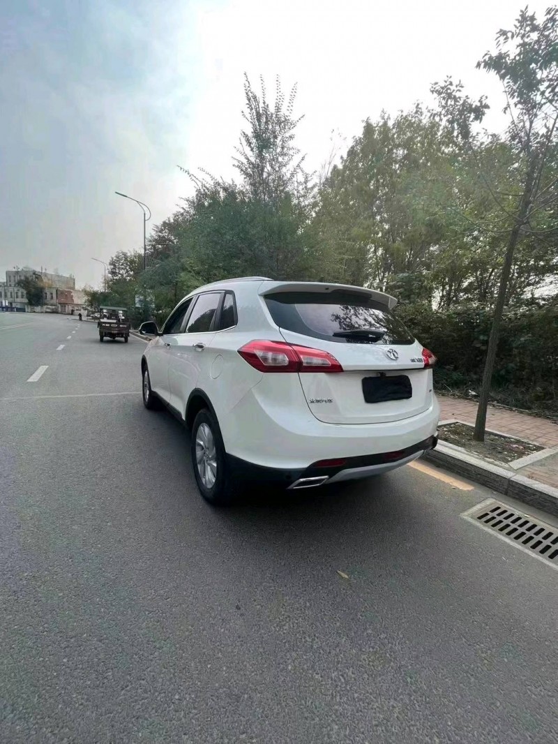 沈阳19年北汽绅宝X655