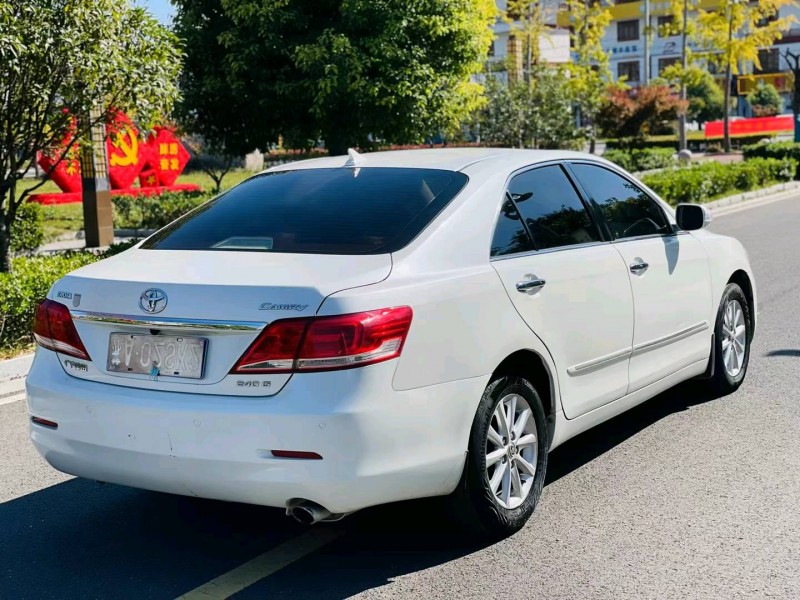 徐州11年丰田凯美瑞8