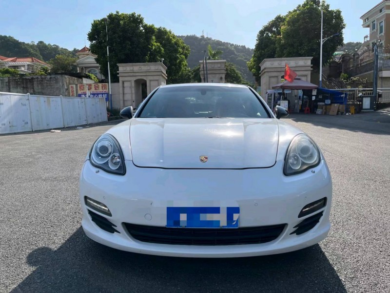 徐州11年保时捷帕拉梅拉1