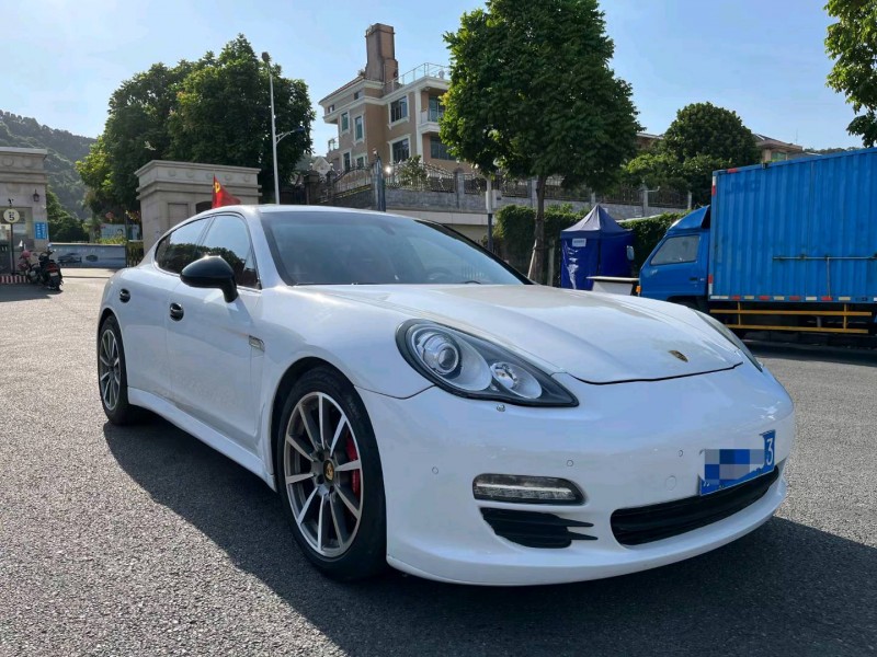 徐州11年保时捷帕拉梅拉2