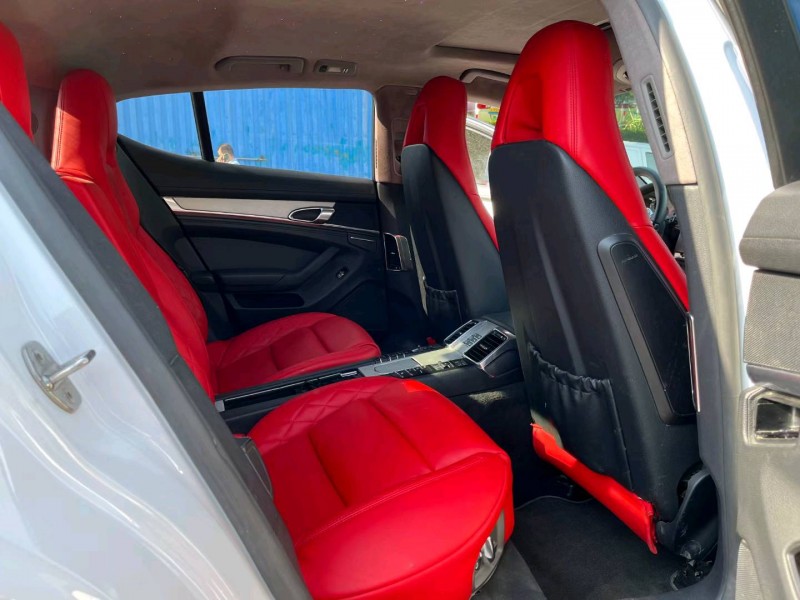 徐州11年保时捷帕拉梅拉7