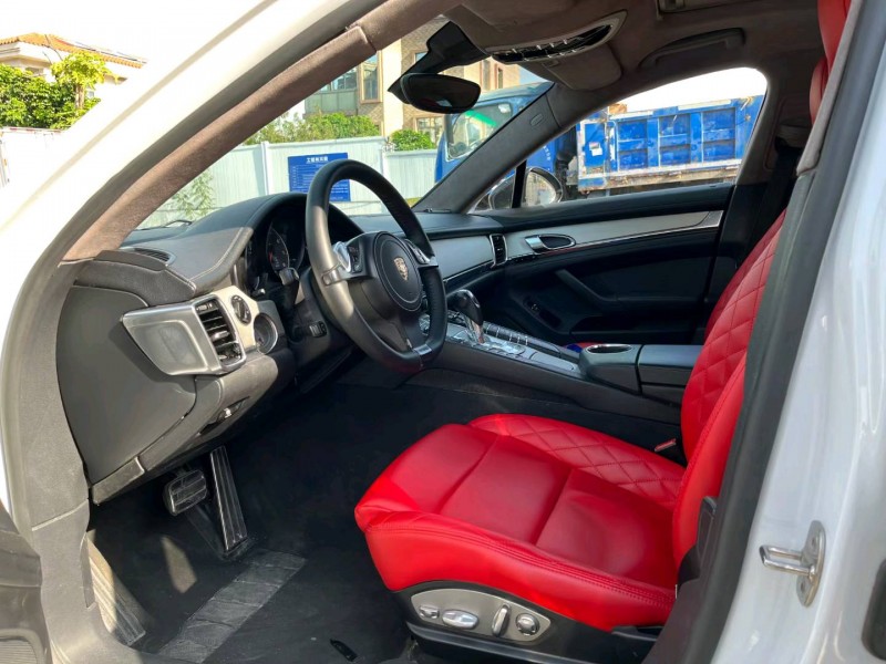 徐州11年保时捷帕拉梅拉6