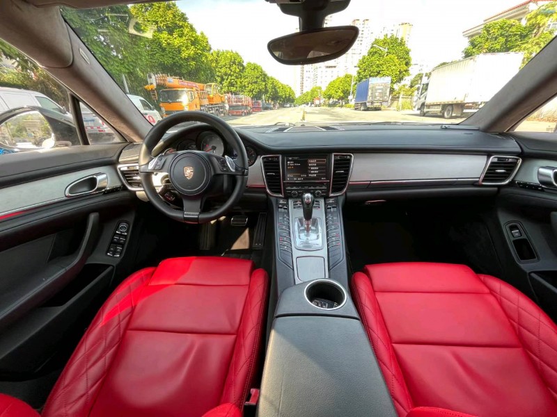 徐州11年保时捷帕拉梅拉8