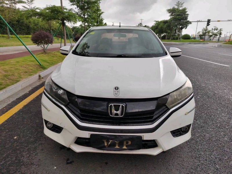 广州16年本田哥瑞1