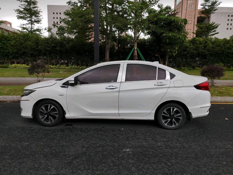 广州16年本田哥瑞3