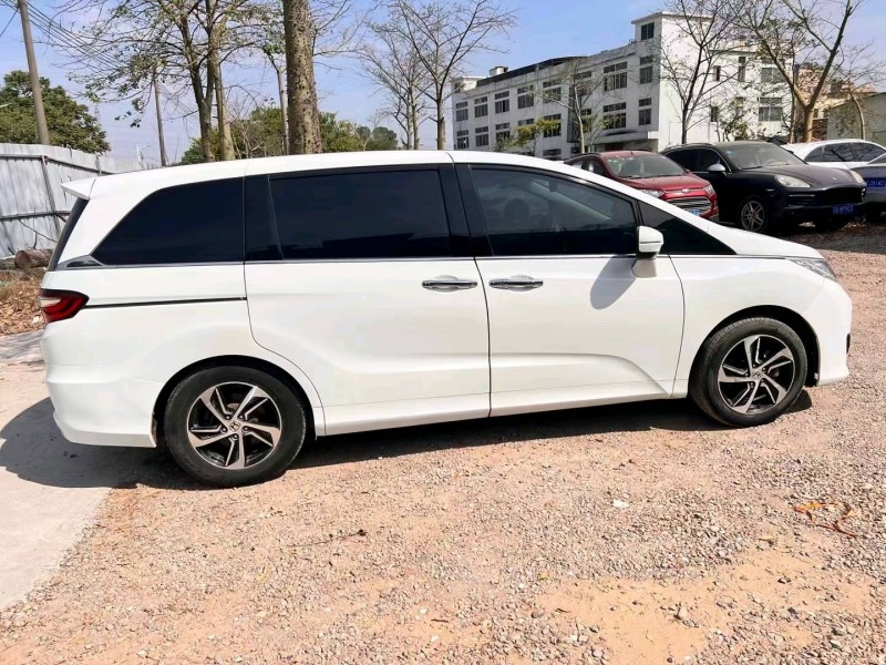 广州15年本田奥德赛2