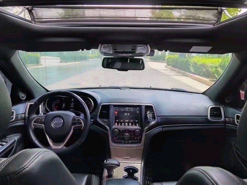 邯郸14年Jeep大切诺基6