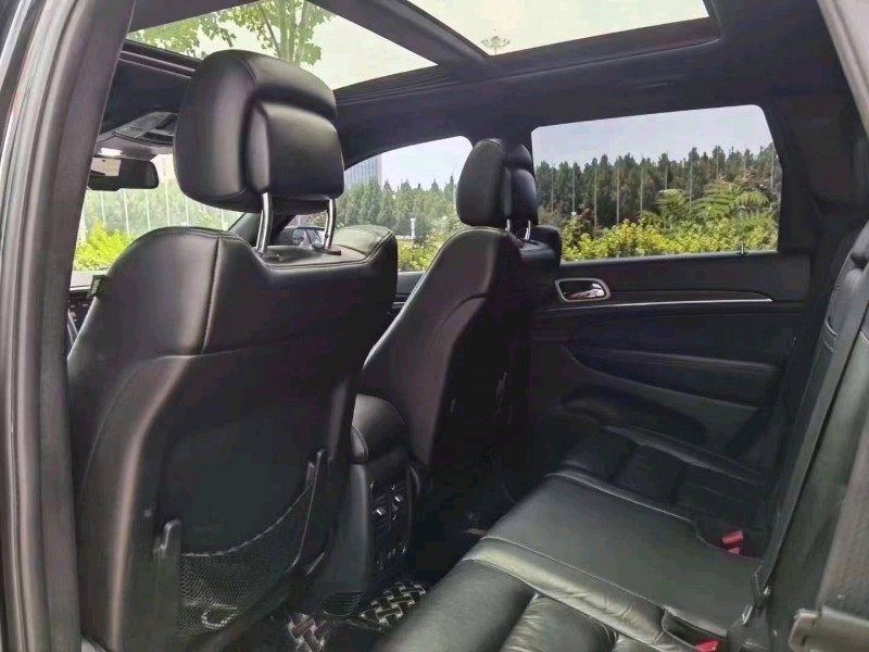 邯郸14年Jeep大切诺基1