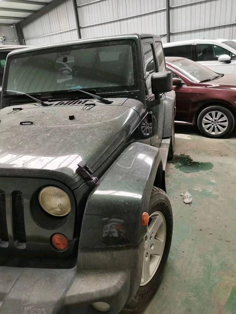 枣庄12年Jeep牧马人5