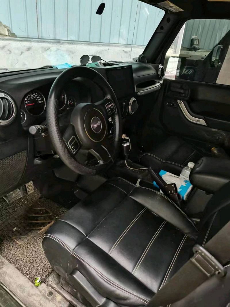 枣庄12年Jeep牧马人2