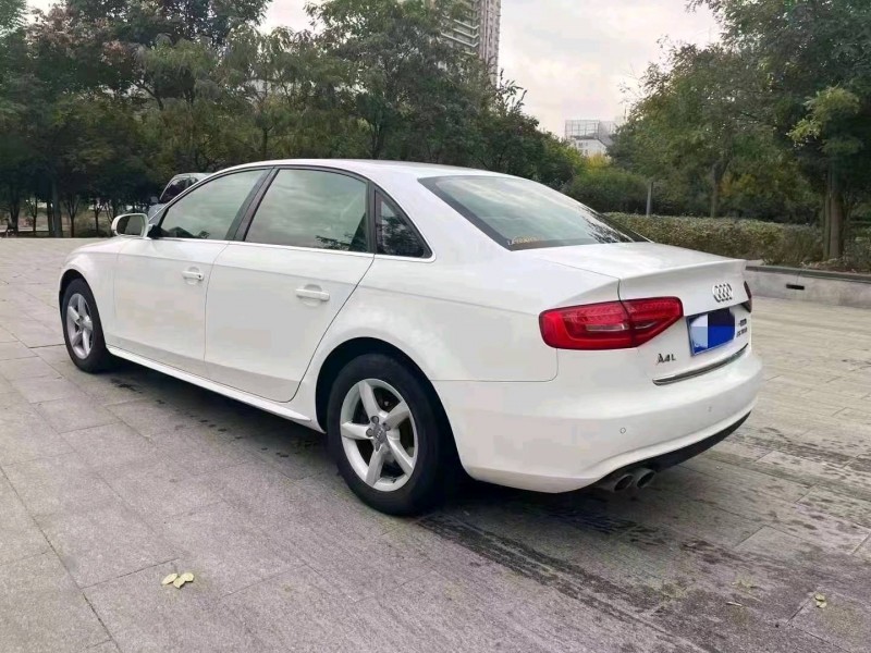 东营15年奥迪A4L6