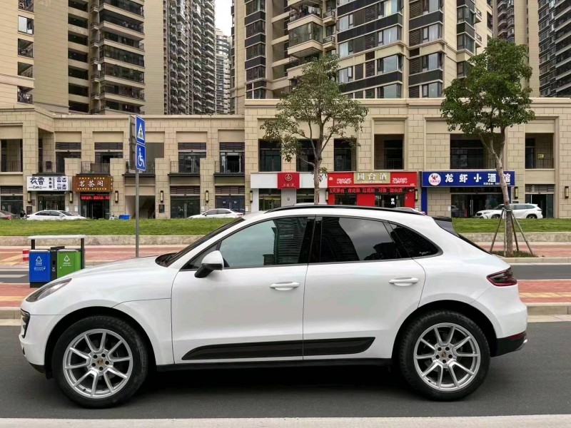 邯郸14年保时捷Macan5