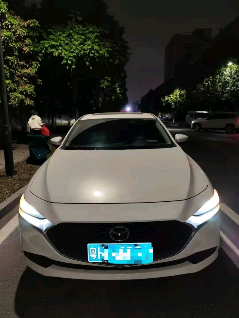 廣州20年馬自達昂克賽拉1