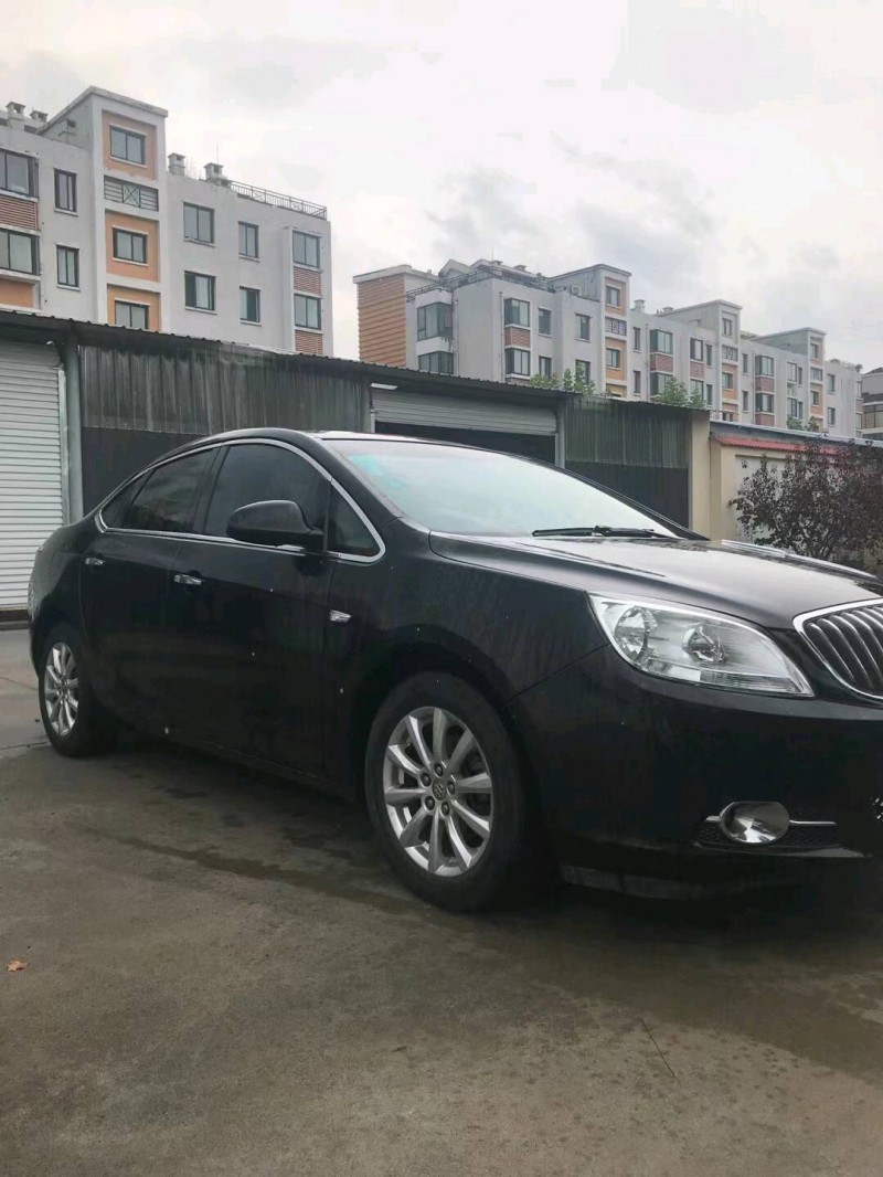 淄博15年别克英朗6