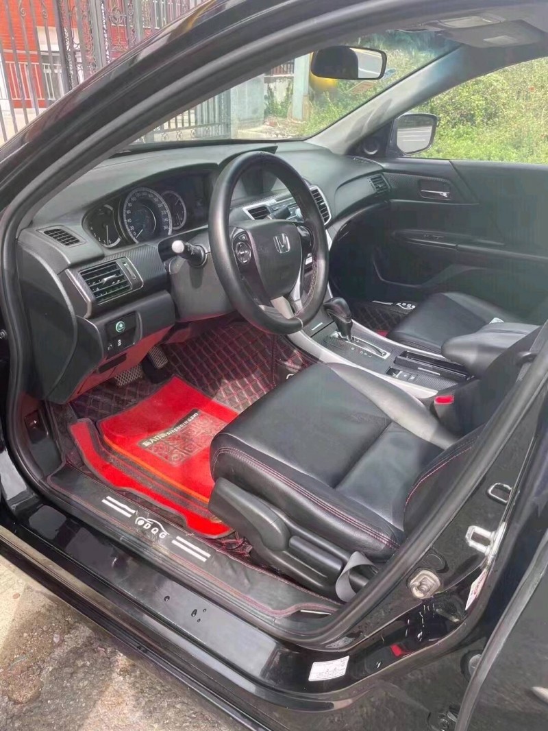 淄博15年本田雅阁5