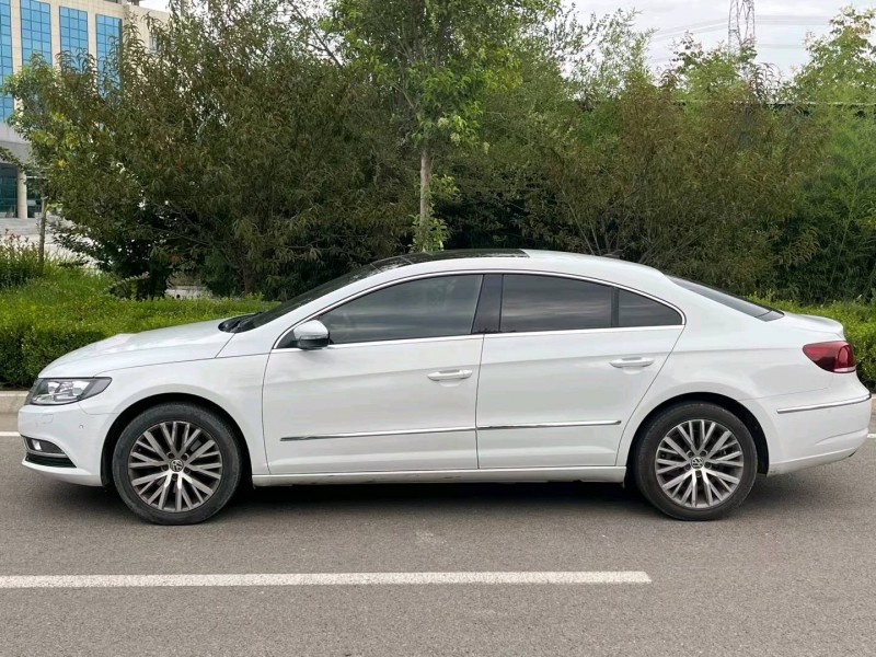 济宁17年大众CC7