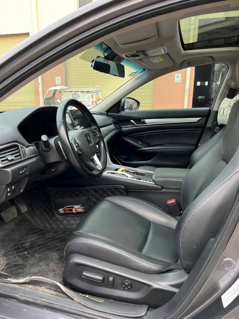 东莞20年本田雅阁4