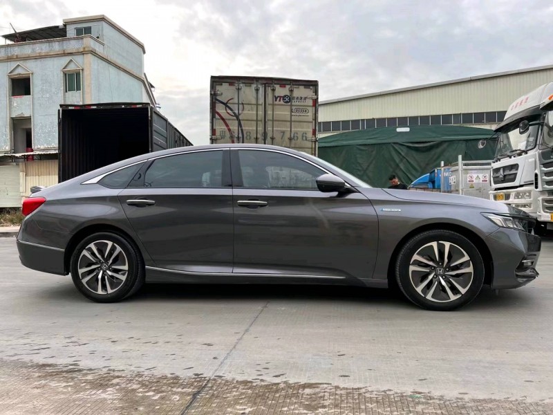 东莞20年本田雅阁8