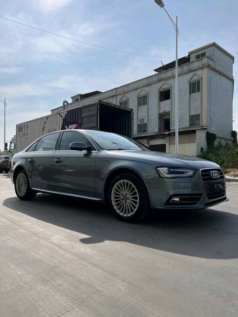 东莞12年奥迪A4L3