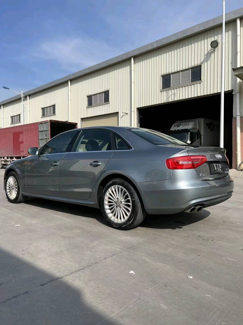 东莞12年奥迪A4L8