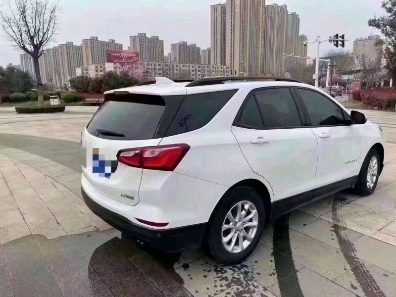 北京19年雪佛兰探界者8