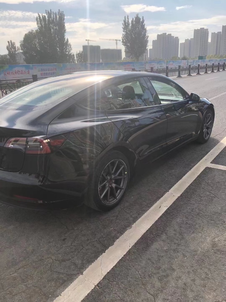濱州21年特斯拉MODEL 39