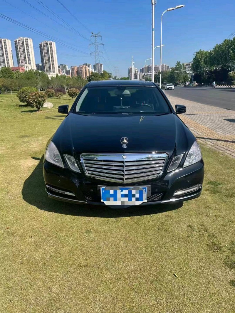 东营13年奔驰E1