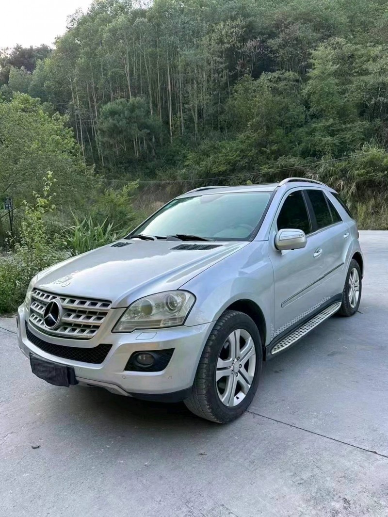 南寧09年奔馳ML7