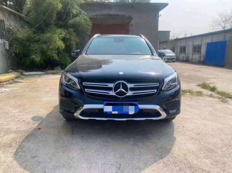 东营16年奔驰GLC1