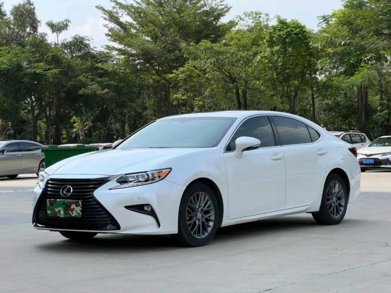 东莞18年雷克萨斯ES3