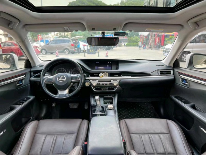 东莞18年雷克萨斯ES4