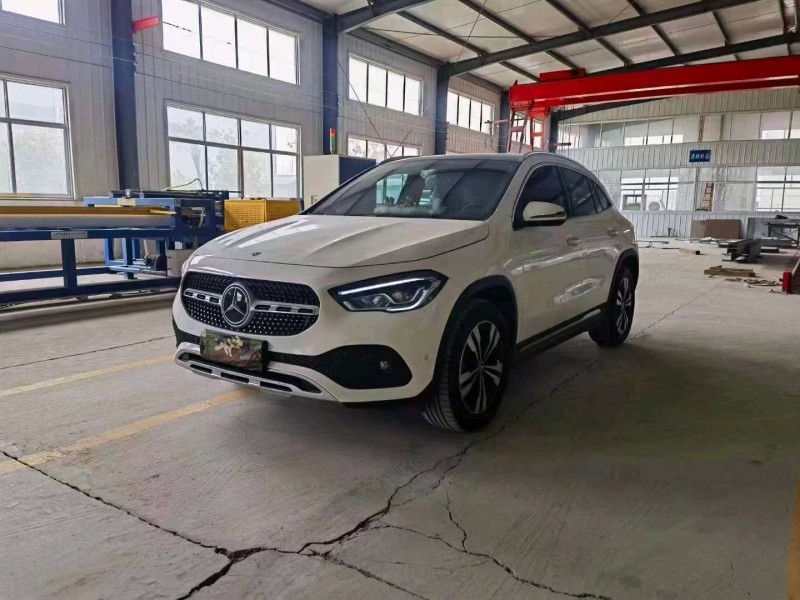 枣庄21年奔驰GLA3