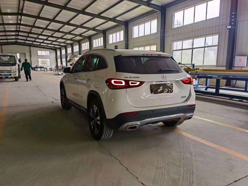 枣庄21年奔驰GLA7