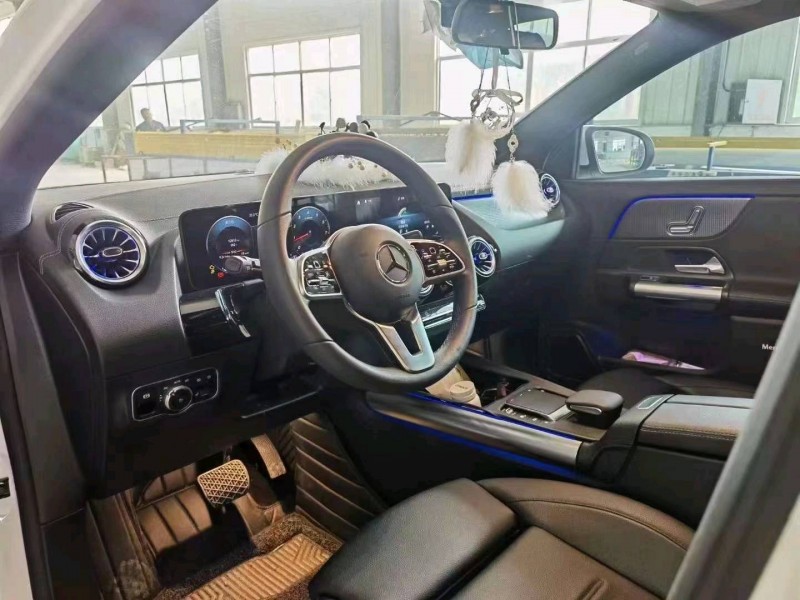 枣庄21年奔驰GLA8