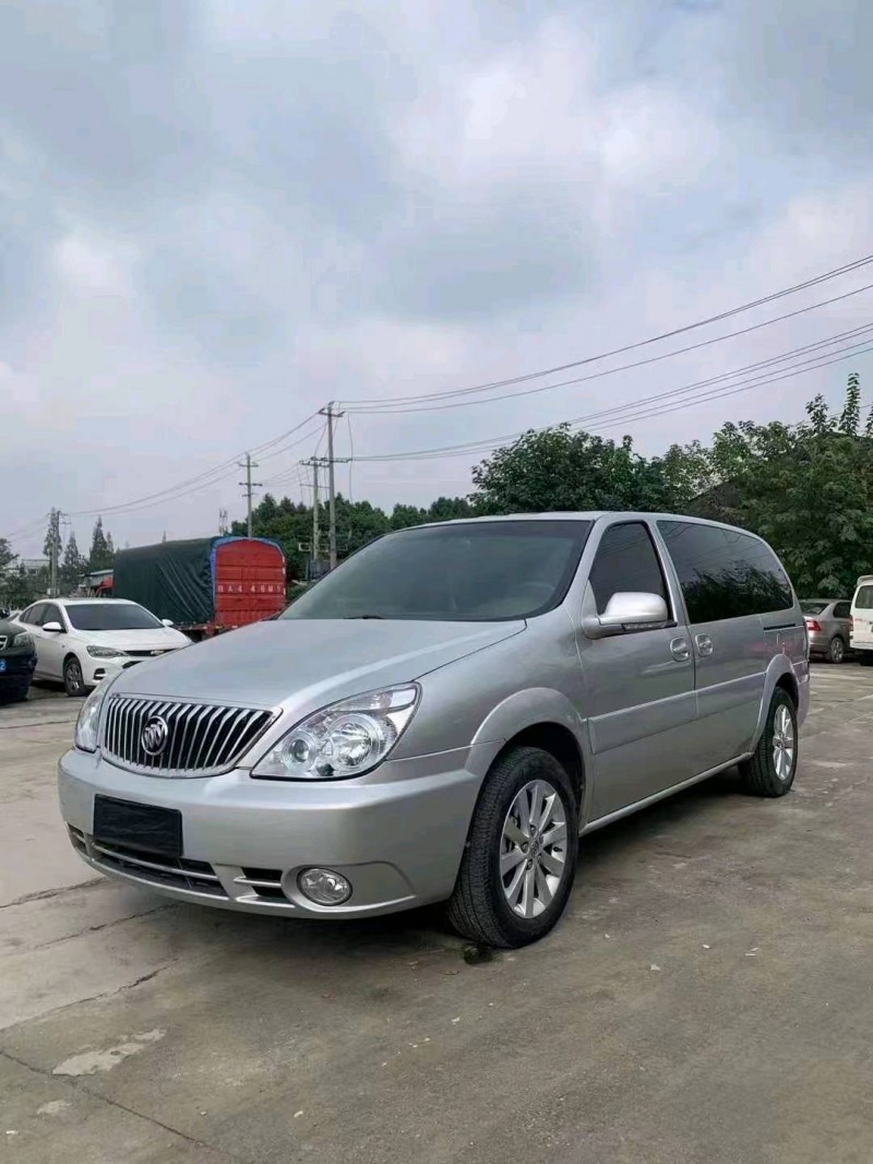 成都15年别克GL83