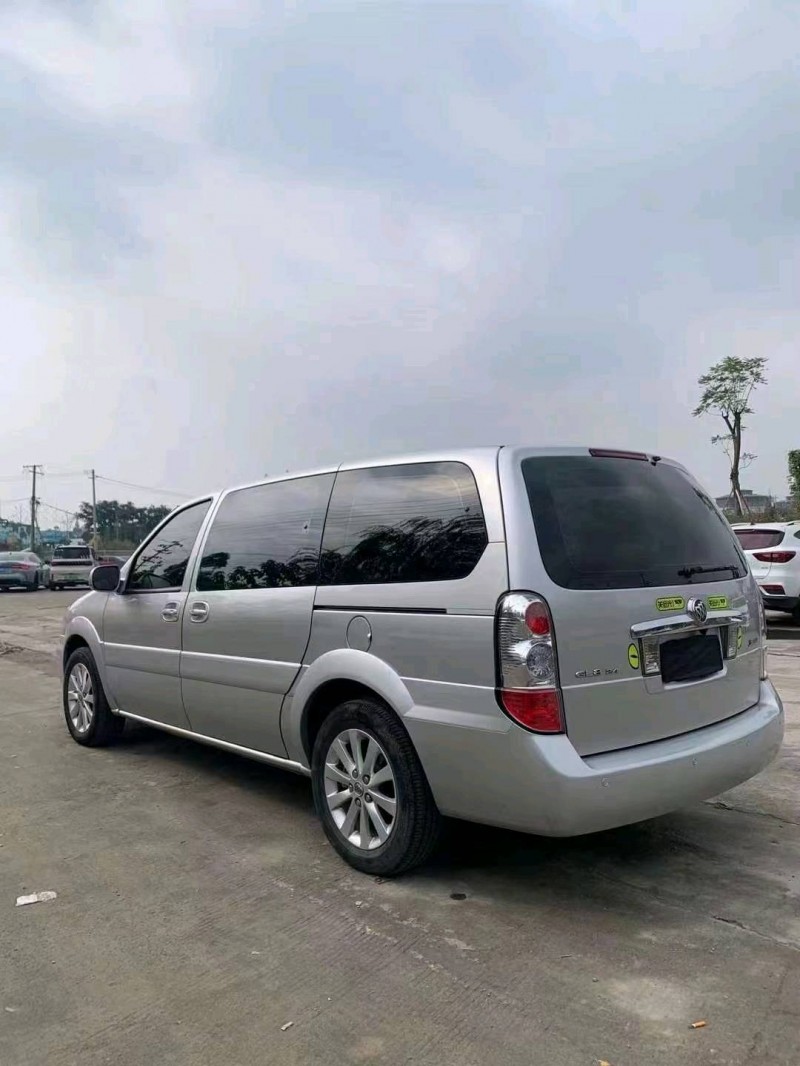 成都15年别克GL87