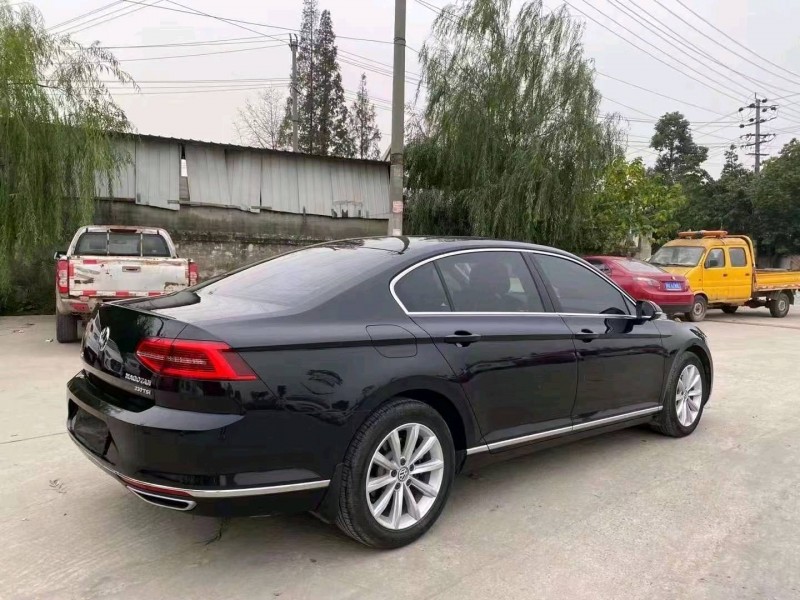 成都19年大众迈腾4