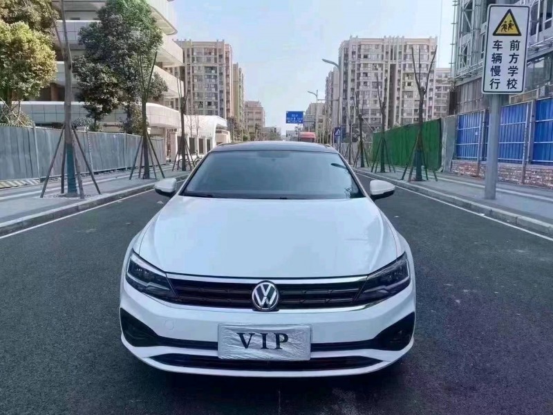 成都21年大众凌渡1