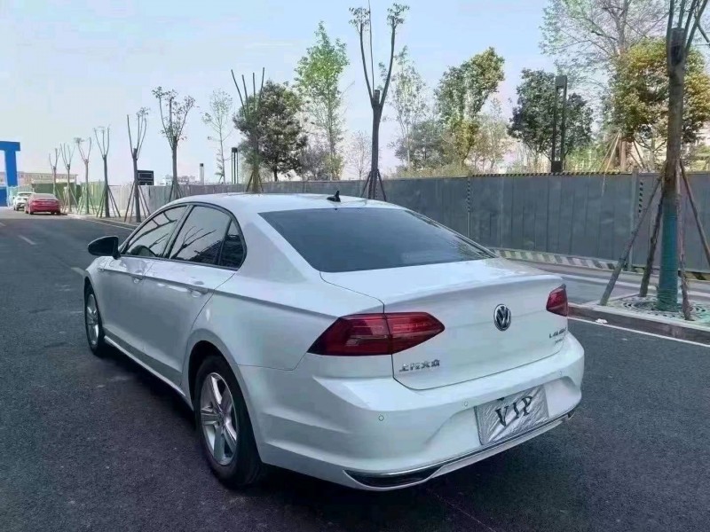 成都21年大众凌渡7