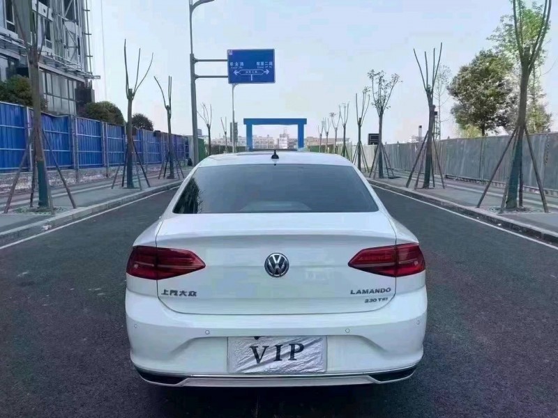 成都21年大众凌渡8