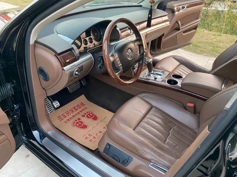 徐州13年大众辉腾6