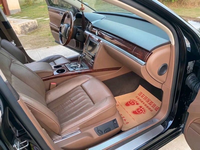 徐州13年大众辉腾4