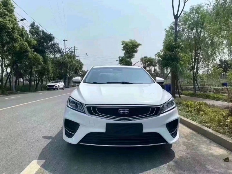 成都19年吉利缤瑞1