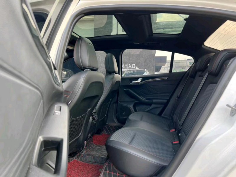 东莞20年福特福克斯6